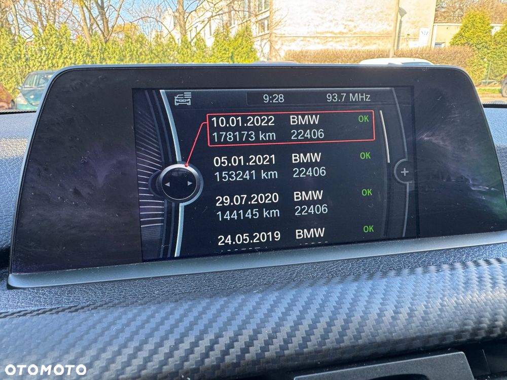 BMW Seria 3 318d - 21