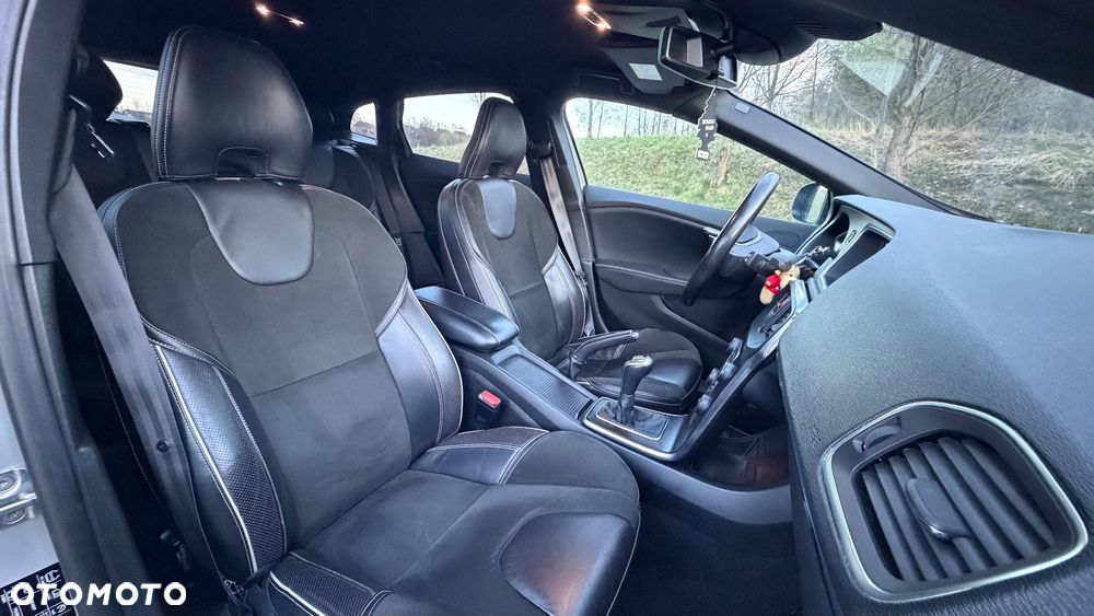 Volvo V40 D4 RDesign - 16