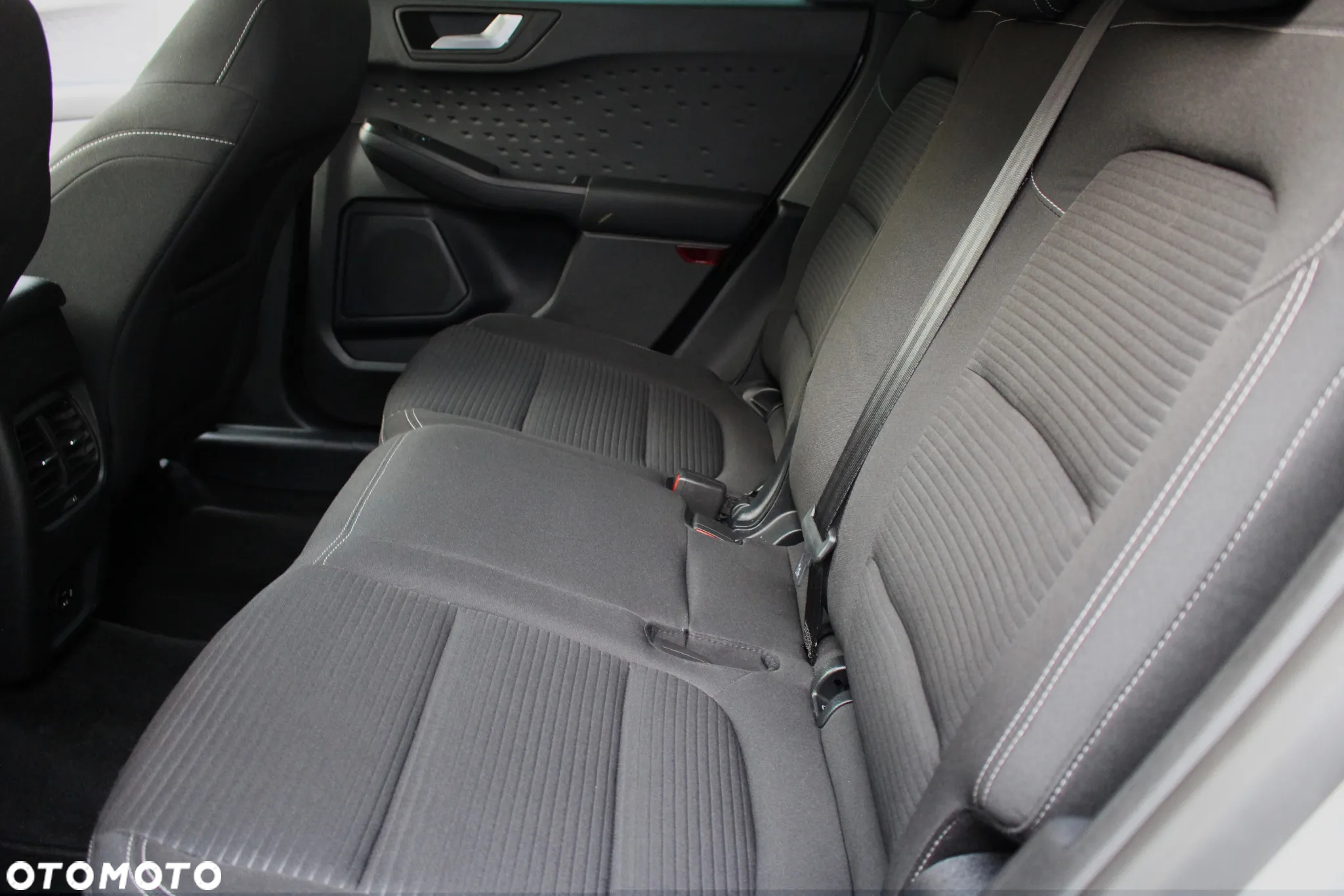 Ford Kuga 2.0 EcoBlue AWD Titanium X - 17
