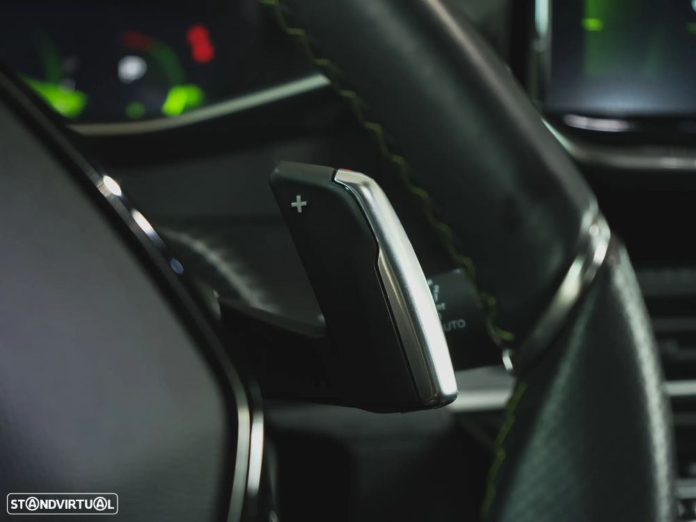 Peugeot 208 1.2 PureTech GT EAT8 - 20
