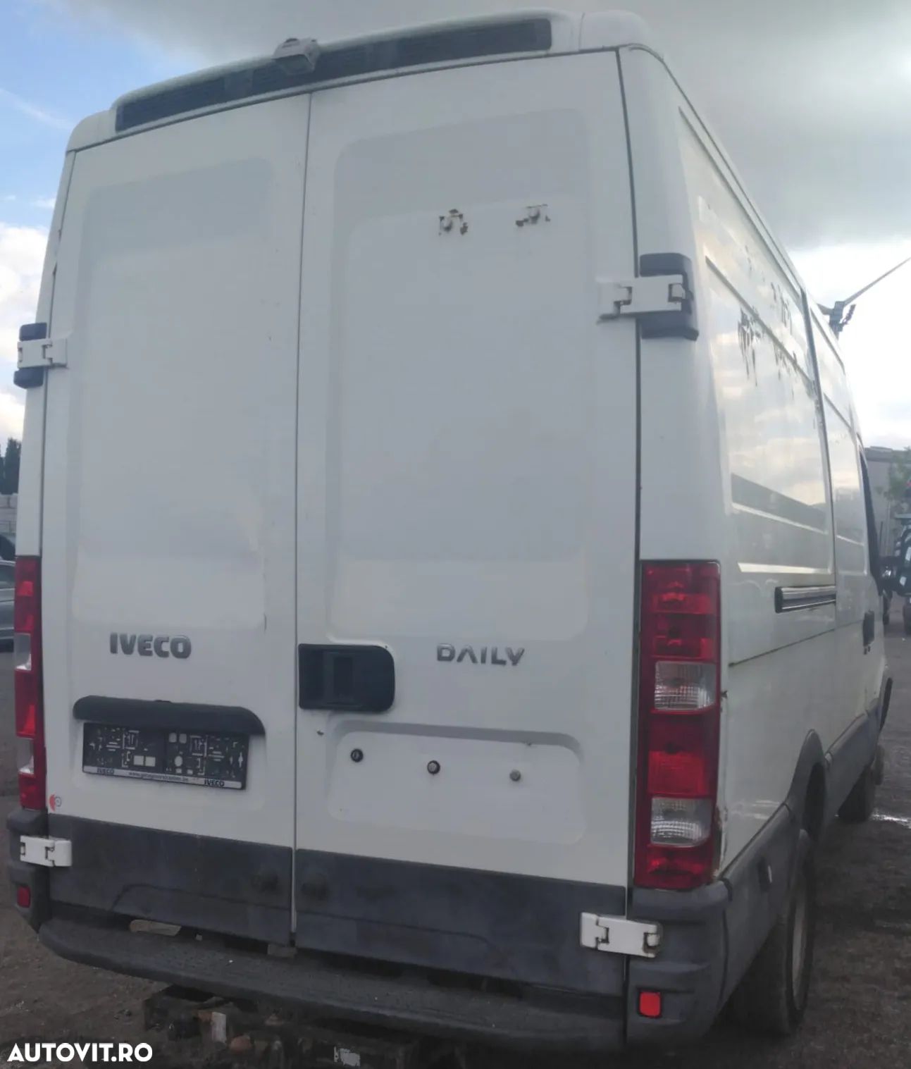 Dezmembram Iveco Daily din 2009, 2.3 Diesel - 1