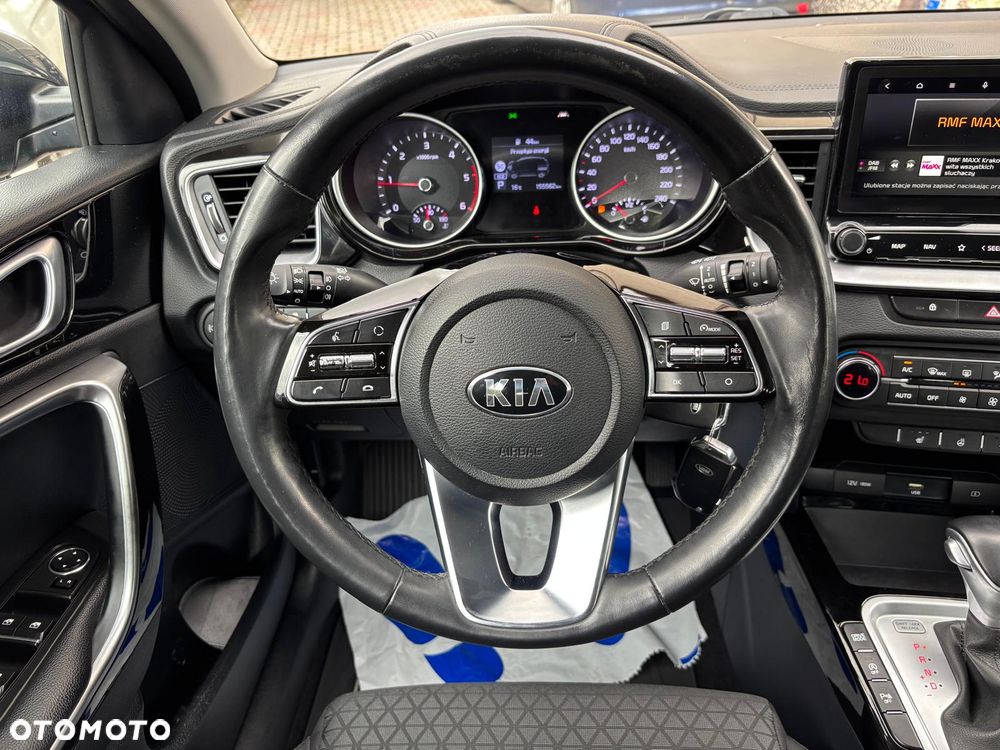 Kia Ceed 1.6 CRDi (48V Mild-Hybrid) DCT7 Platinum - 23