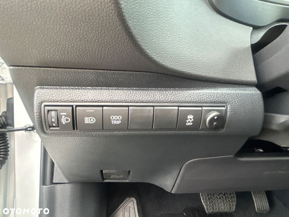 Toyota Corolla 1.8 Hybrid Comfort - 31