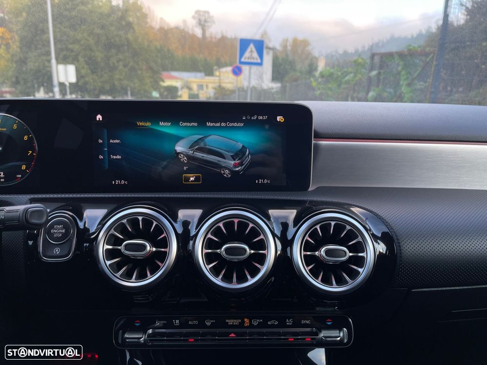 Mercedes-Benz A 180 7G-DCT AMG Line - 25