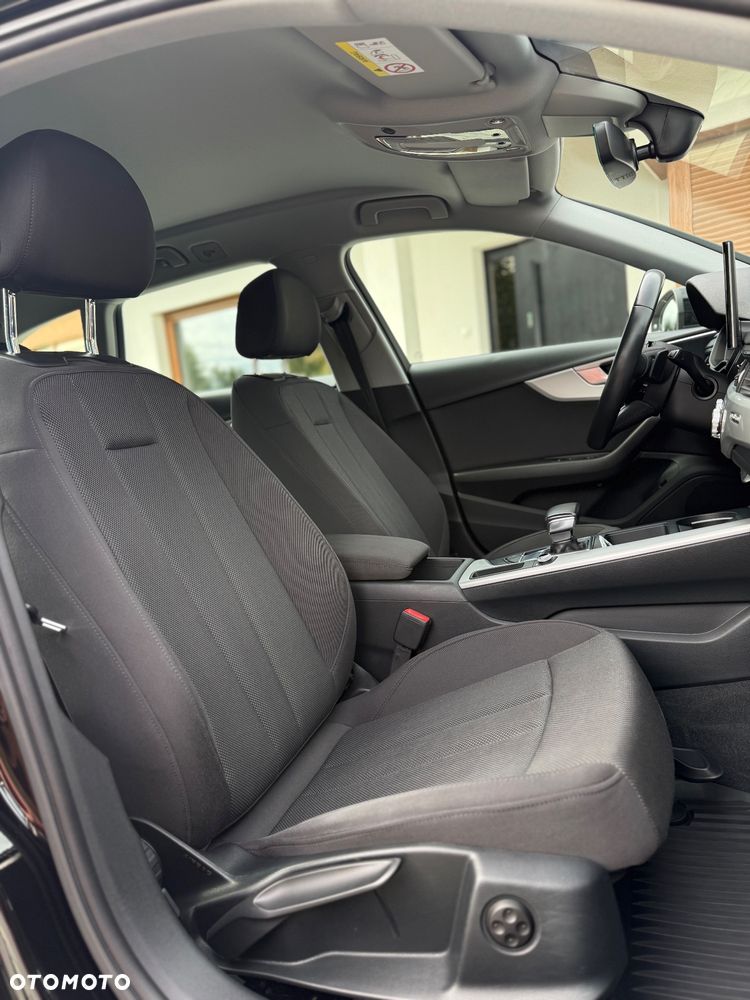 Audi A4 Allroad - 22