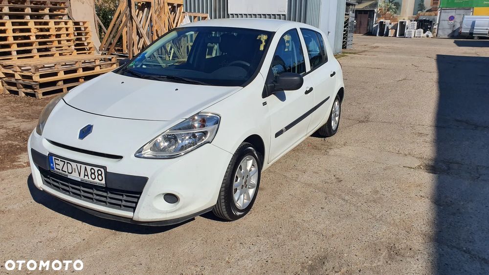 Renault Clio 1.2 16V 75 Expression - 23