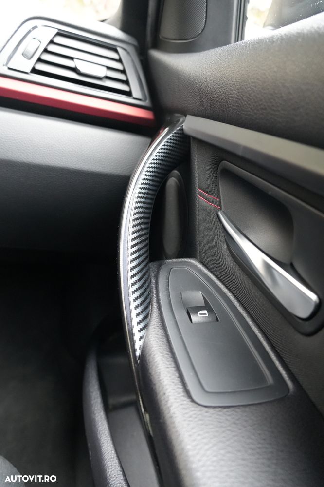 BMW Seria 3 320d Aut. Sport Line - 12