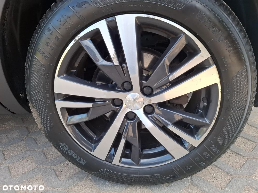 Peugeot 5008 BlueHDi 180 EAT8 Allure - 25