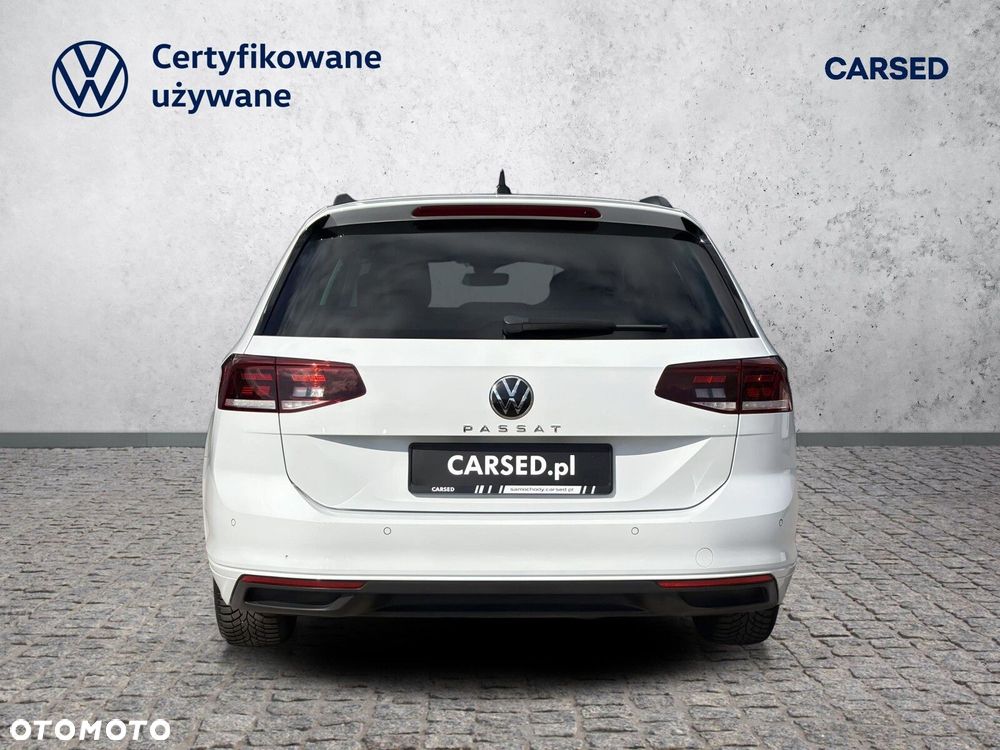 Volkswagen Passat - 6