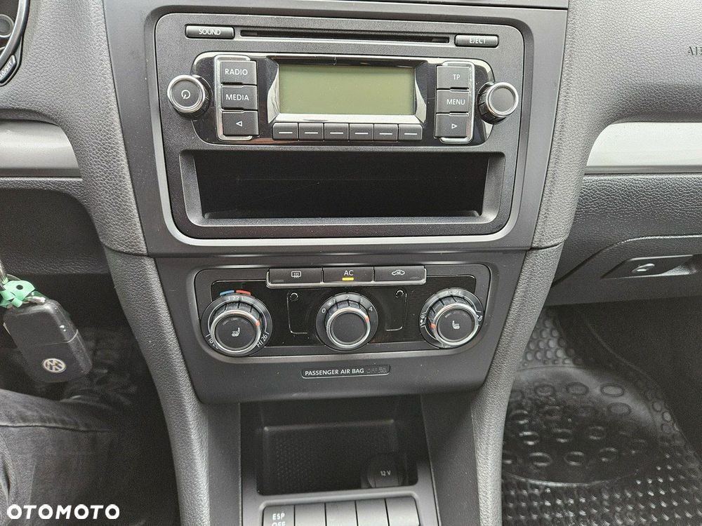 Volkswagen Golf - 14