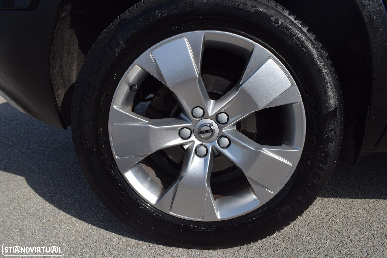 Volvo XC 40 2.0 D3 Momentum - 28