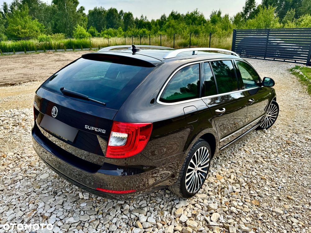 Skoda Superb 2.0 TDI L&K - 18