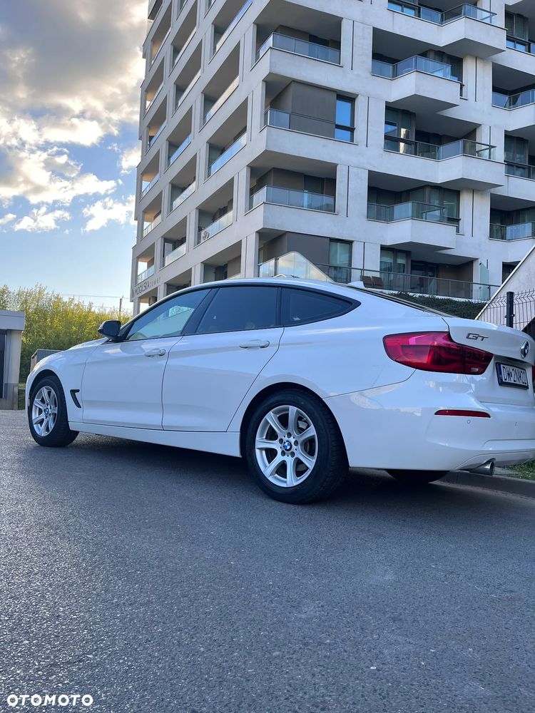 BMW Seria 3 318d Business Edition - 6