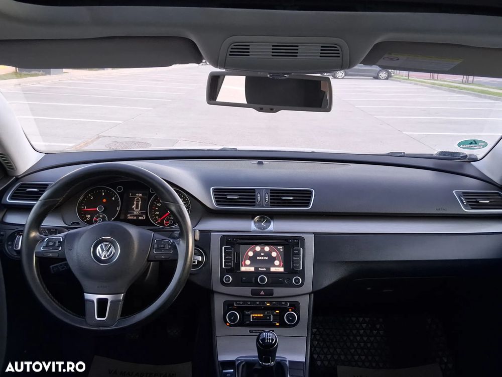 Volkswagen Passat 2.0 TDI 4Motion Comfortline - 6