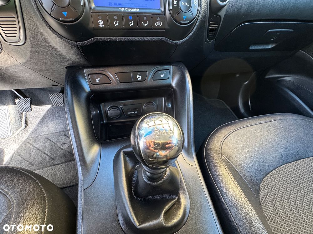 Hyundai ix35 1.7 CRDi Premium 2WD - 19