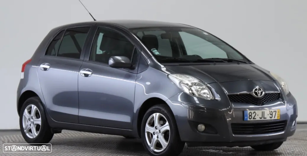 Toyota Yaris 1.0 VVT-i AC Manual - 9