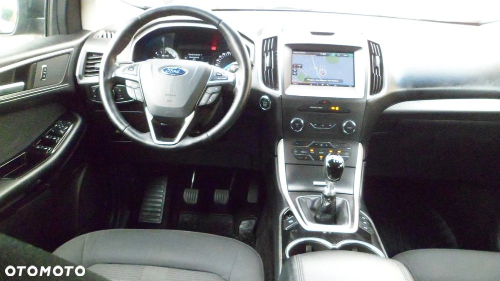 Ford Edge 2.0 TDCi 4x4 Trend - 18