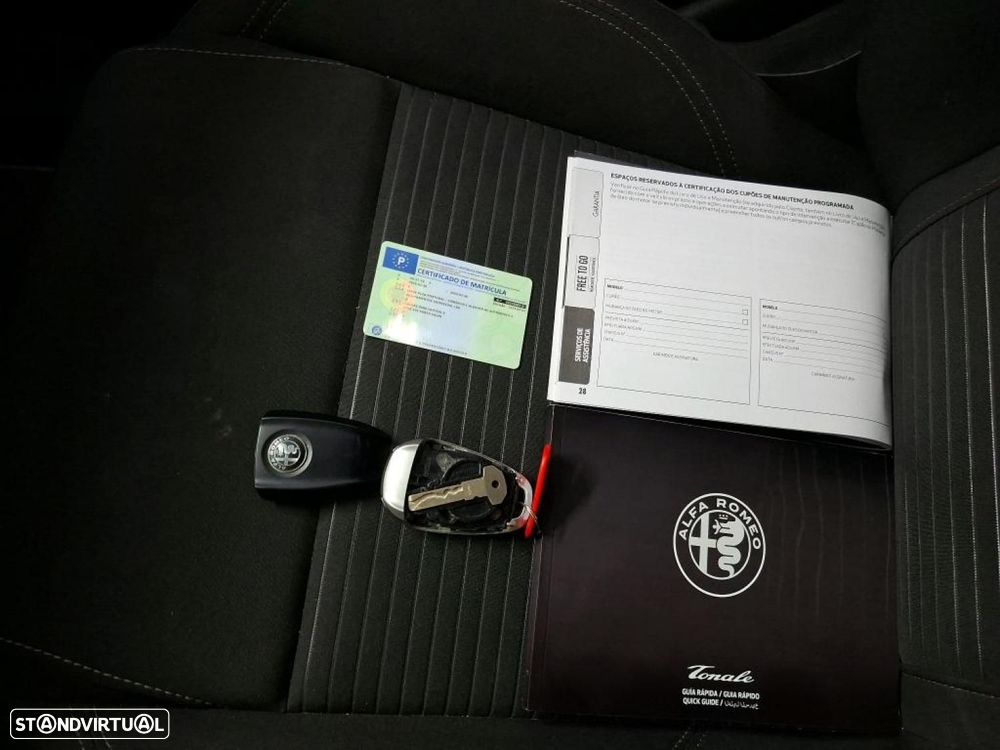 Alfa Romeo Tonale 1.5 Hybrid Super - 16