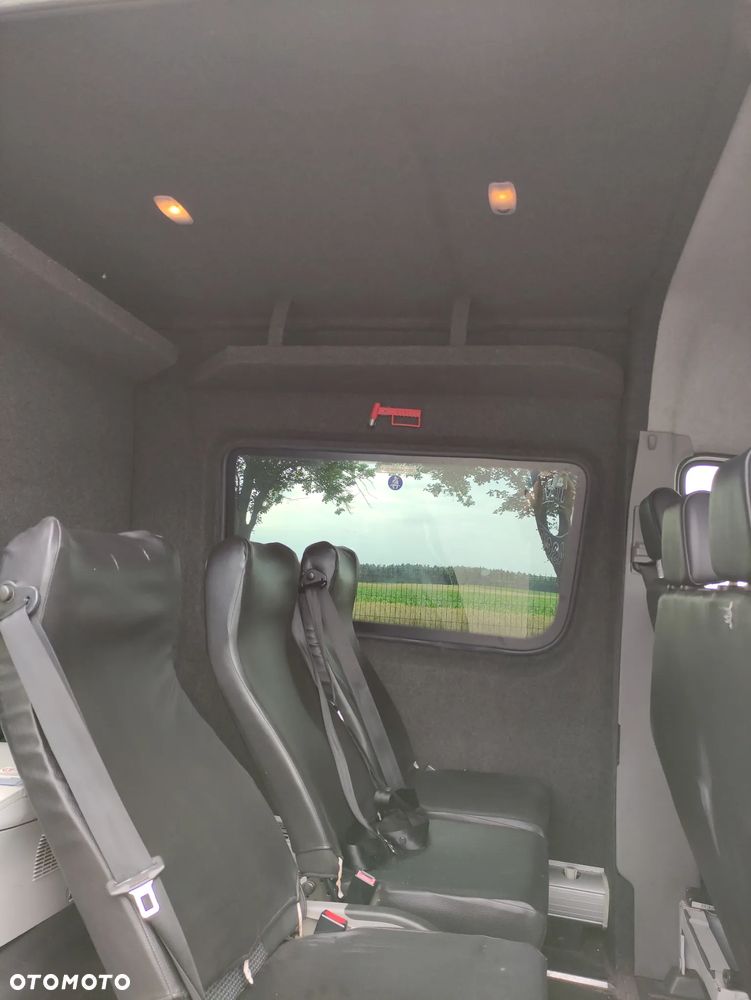 Volkswagen CRAFTER - 14