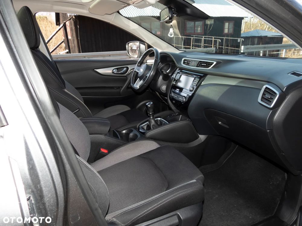 Nissan Qashqai 1.2 DIG-T N-Connecta EU6 - 12