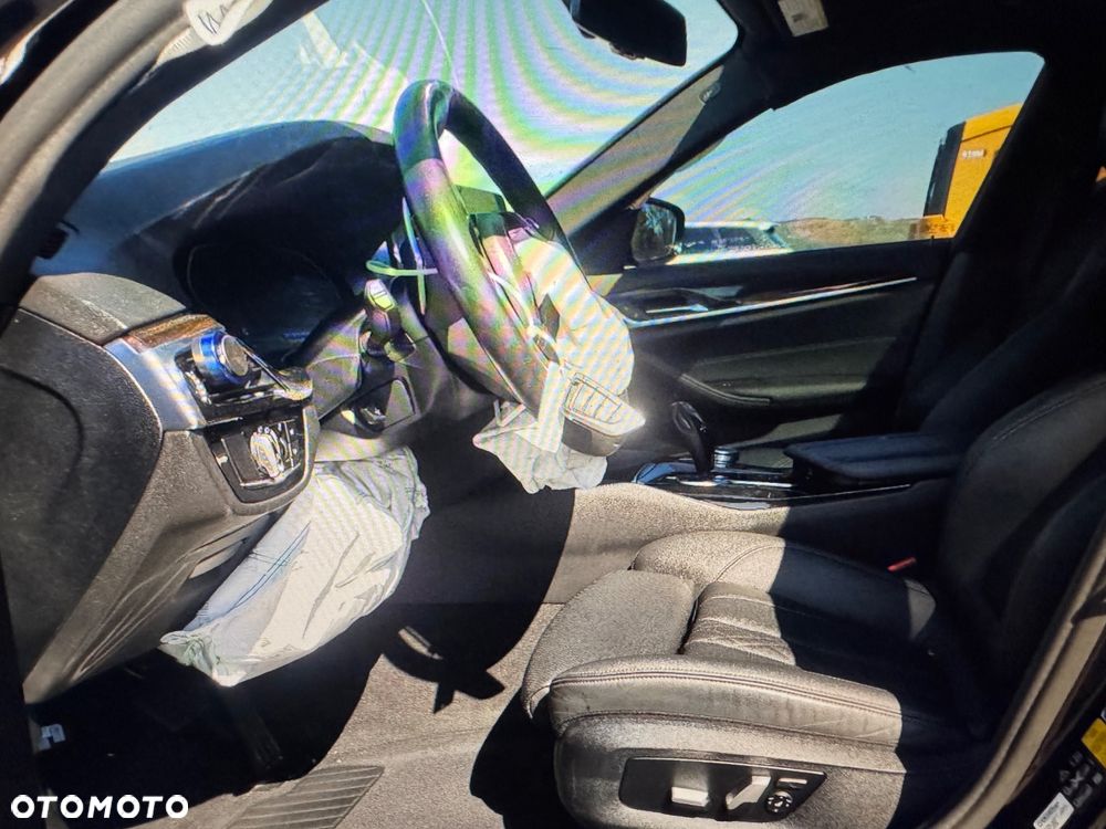 BMW Seria 5 530i xDrive Sport Line - 5