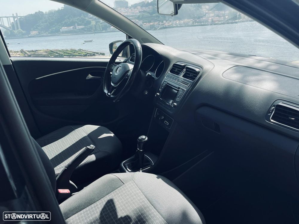 VW Polo 1.0 Confortline - 13