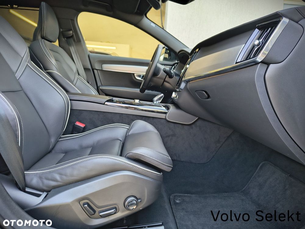 Volvo V90 - 24