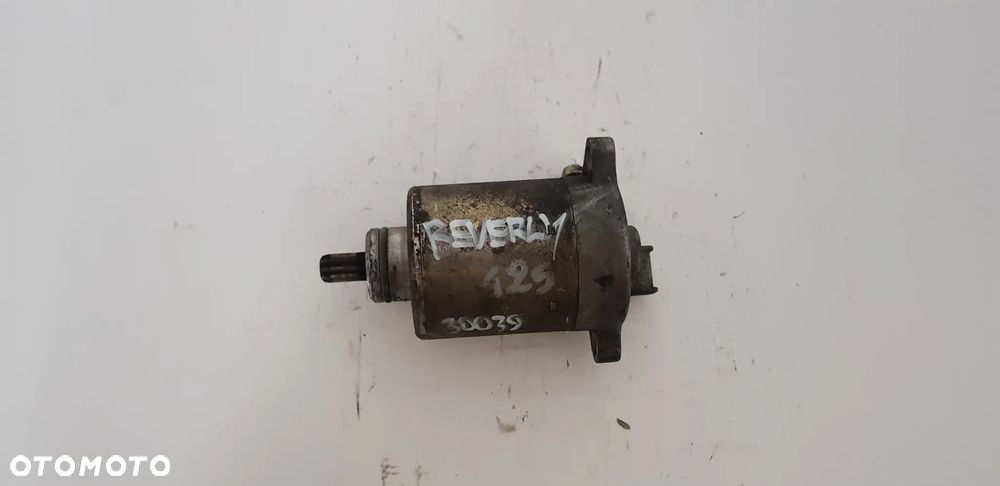 Piaggio Beverly 125 Rozrusznik - 2