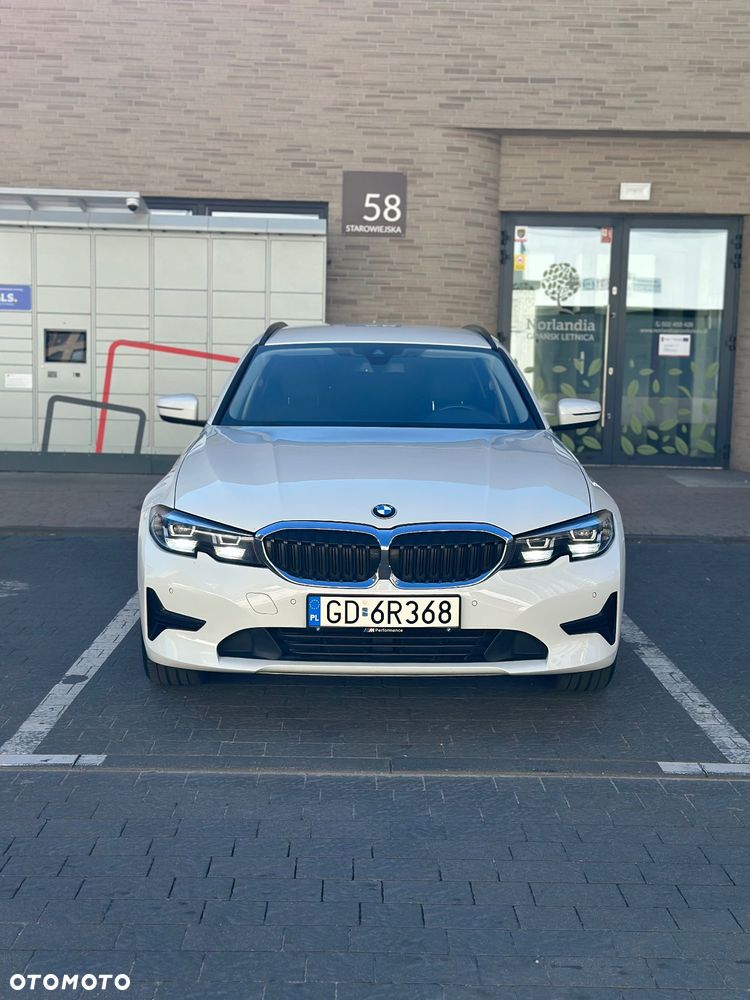 BMW Seria 3 318d Touring Advantage - 7
