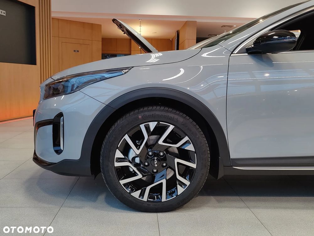 Kia XCeed 1.6 T-GDI Tribute DCT - 14