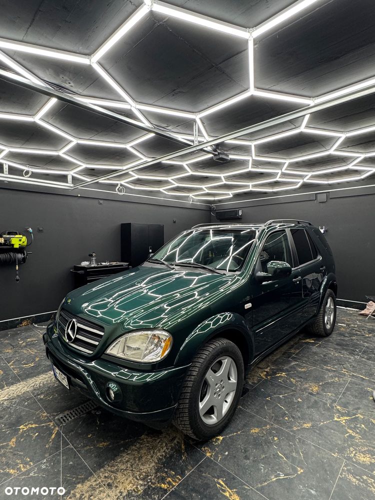 Mercedes-Benz ML 55 AMG - 1