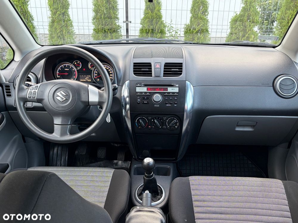 Suzuki SX4 - 11
