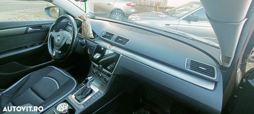 Volkswagen Passat 1.4 TSI Comfortline DSG - 17