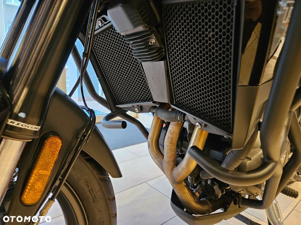 Triumph Tiger - 24