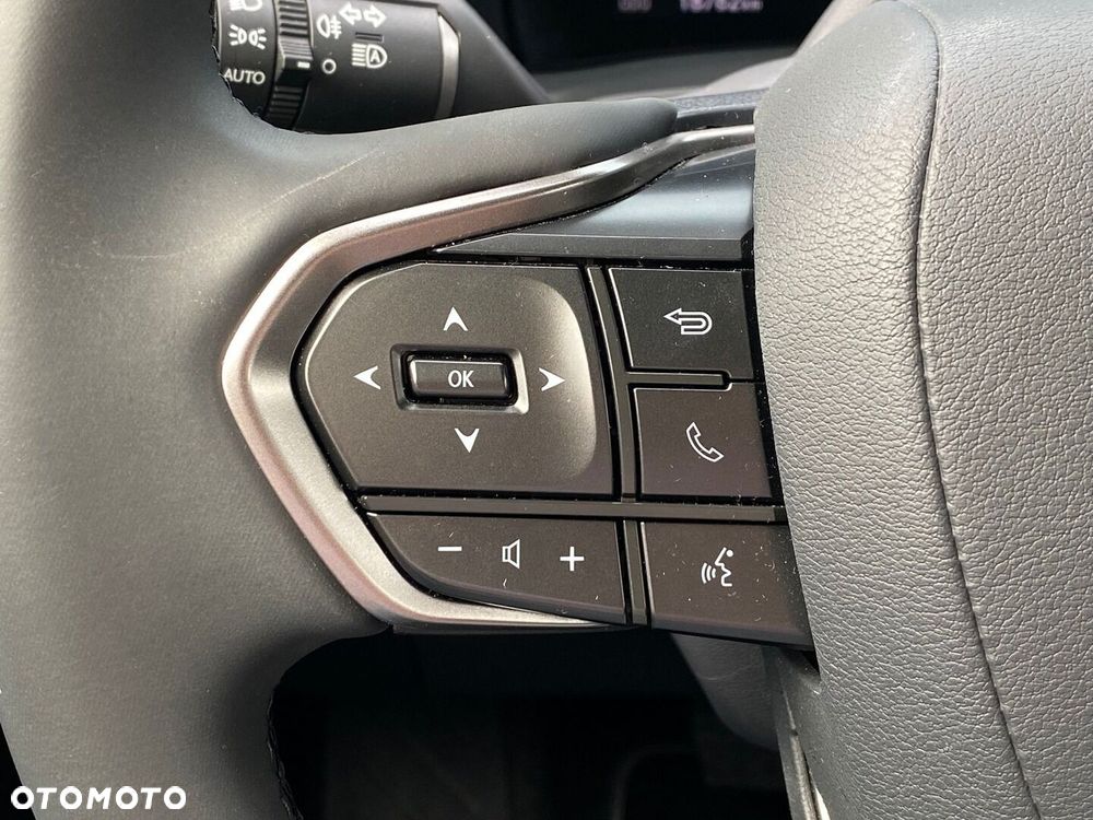 Lexus LBX 1.5 Hybrid - 24