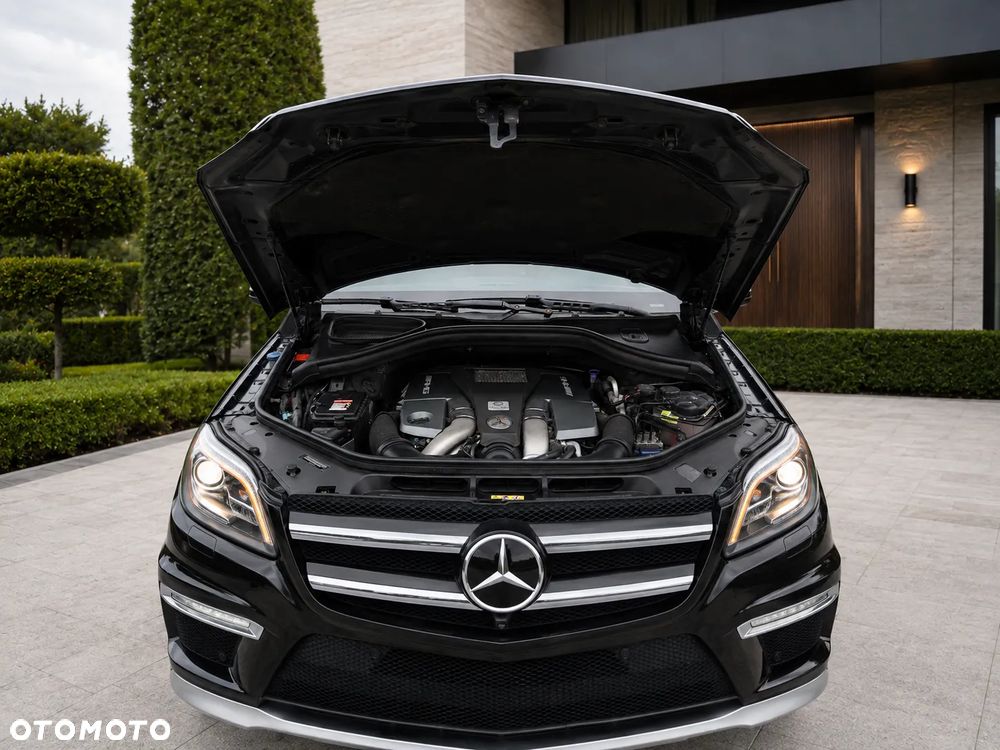 Mercedes-Benz GL 63 AMG - 23