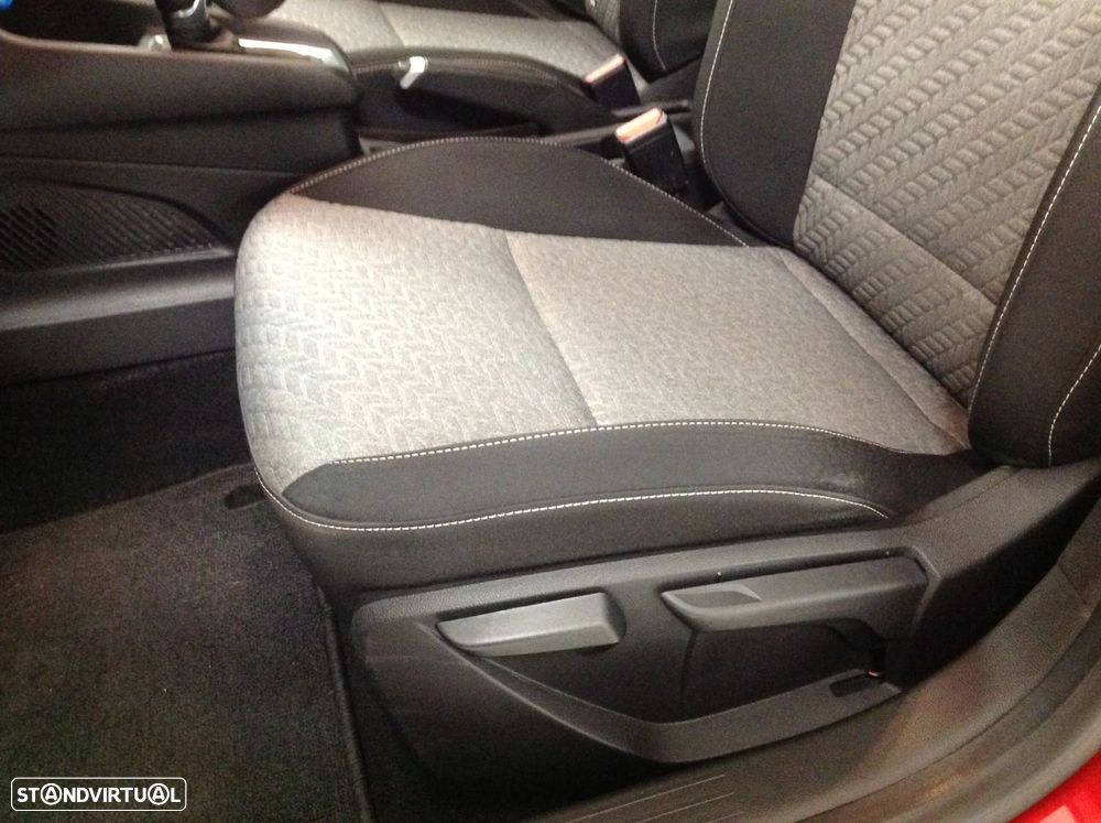 Renault Clio 1.0 TCe Limited CVT - 15