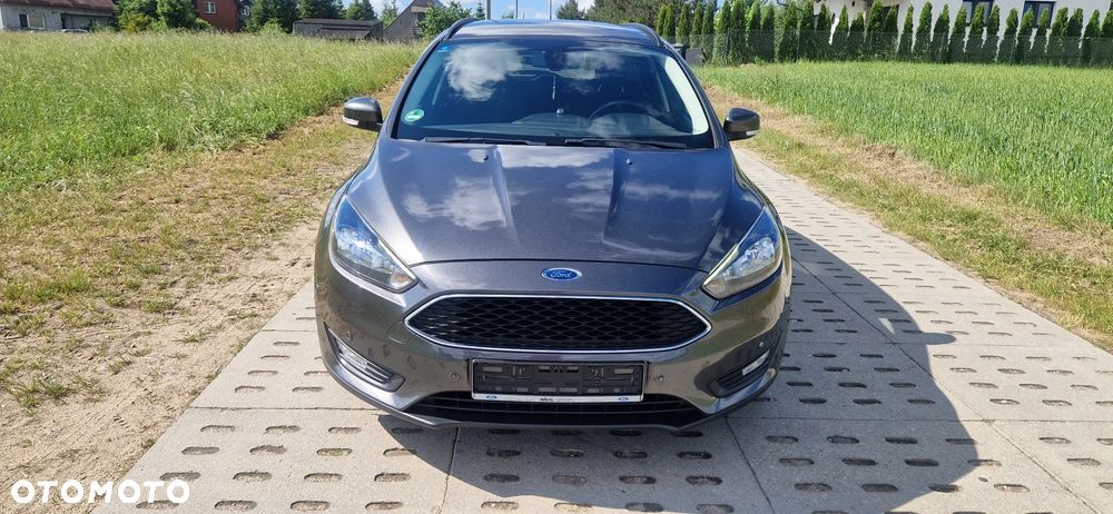Ford Focus 1.0 EcoBoost STart-Stopp-System TITANIUM DESIGN - 6