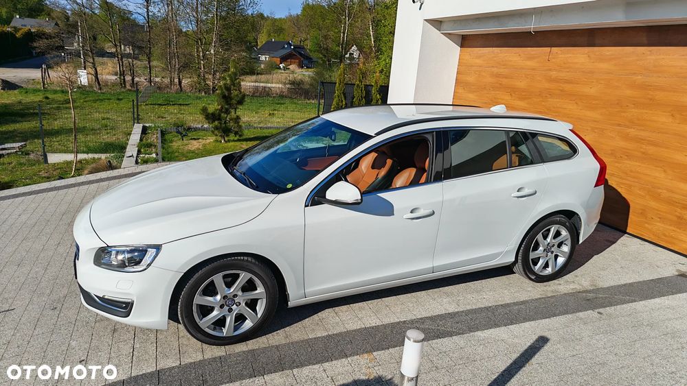 Volvo V60 D4 Geartronic Momentum - 4