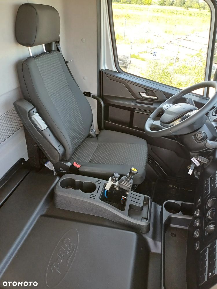 Ford F-LINE - 19