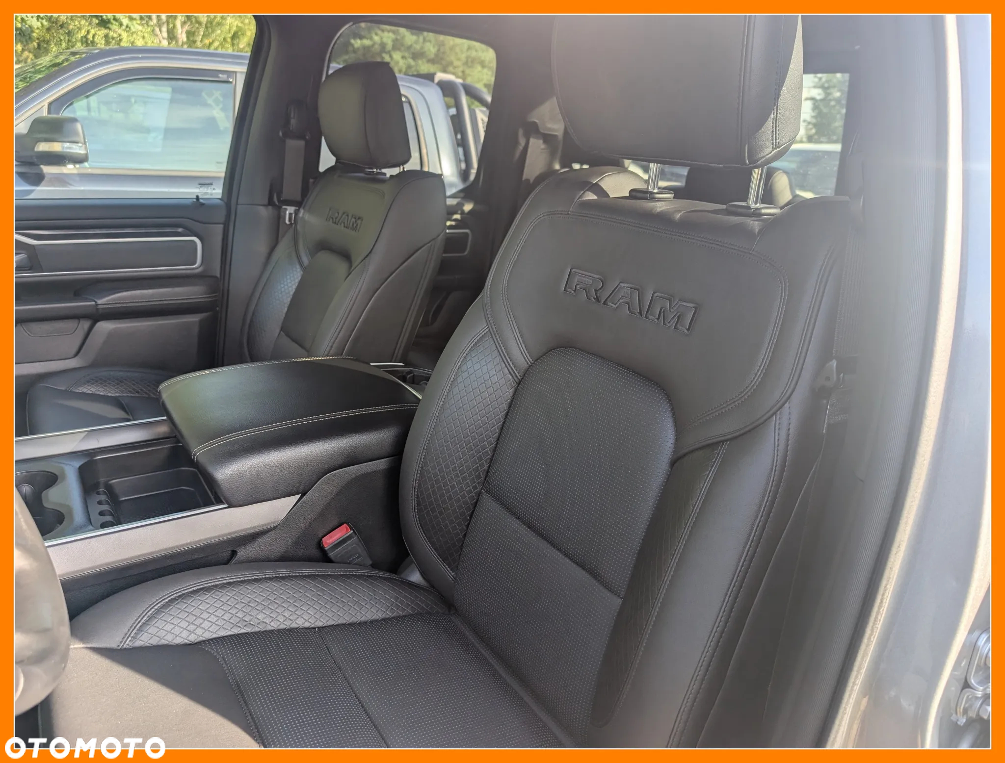 RAM 1500 Quad Cab Longbed Bighorn - 12