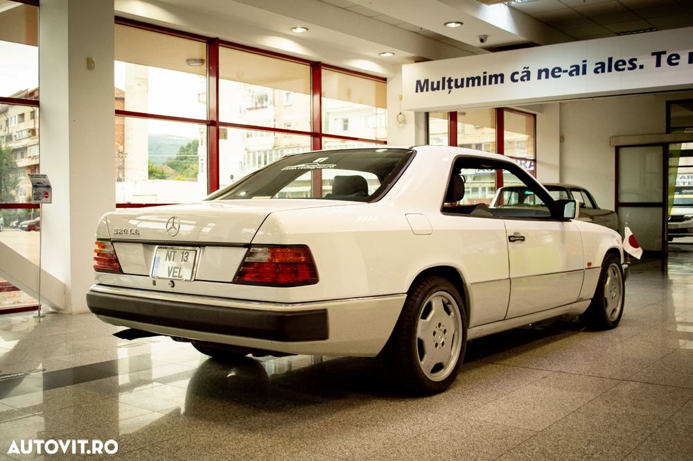Mercedes-Benz W124 - 4