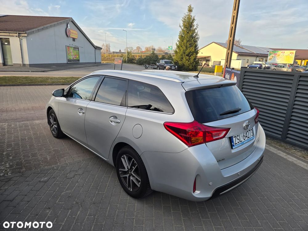 Toyota Auris 1.6 Edition - 6
