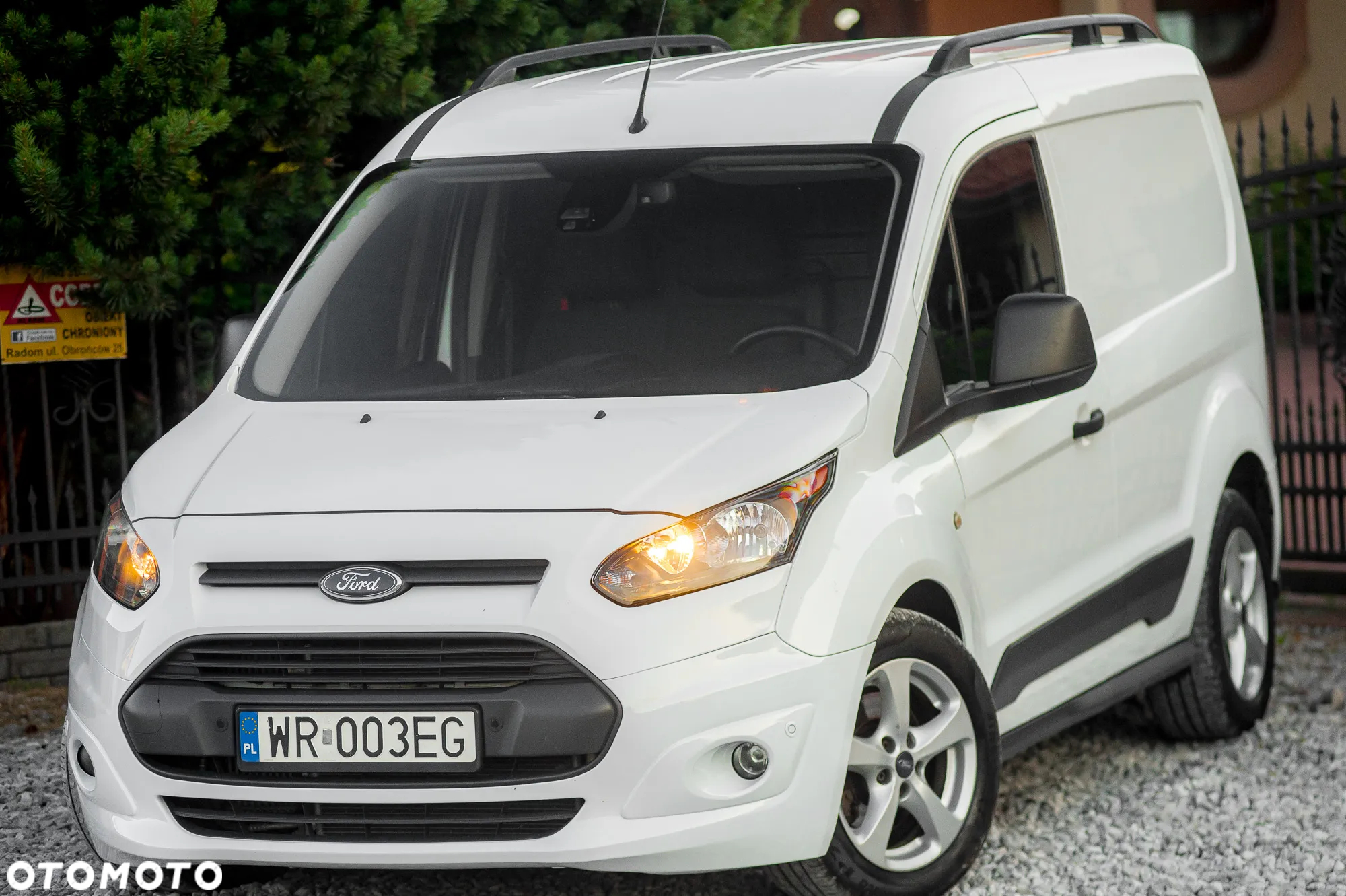 Ford Tourneo Connect 1.5 TDCi Start-Stop Titanium - 5
