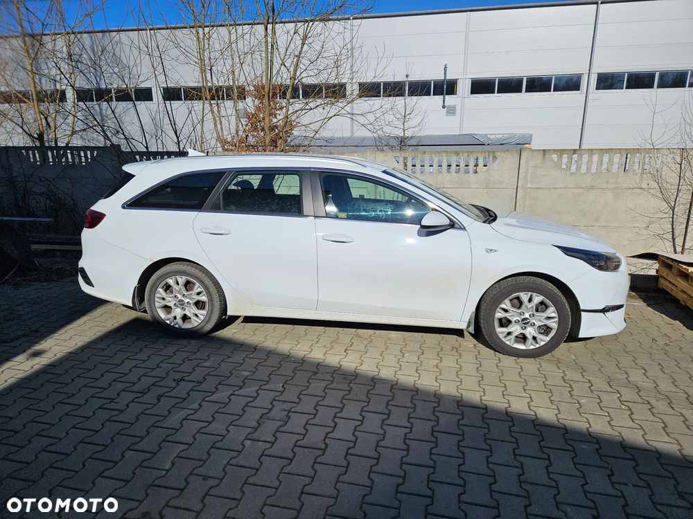 Kia Ceed 1.5 T-GDI M - 1