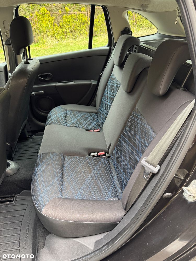 Renault Clio 1.2 TCE Authentique - 9