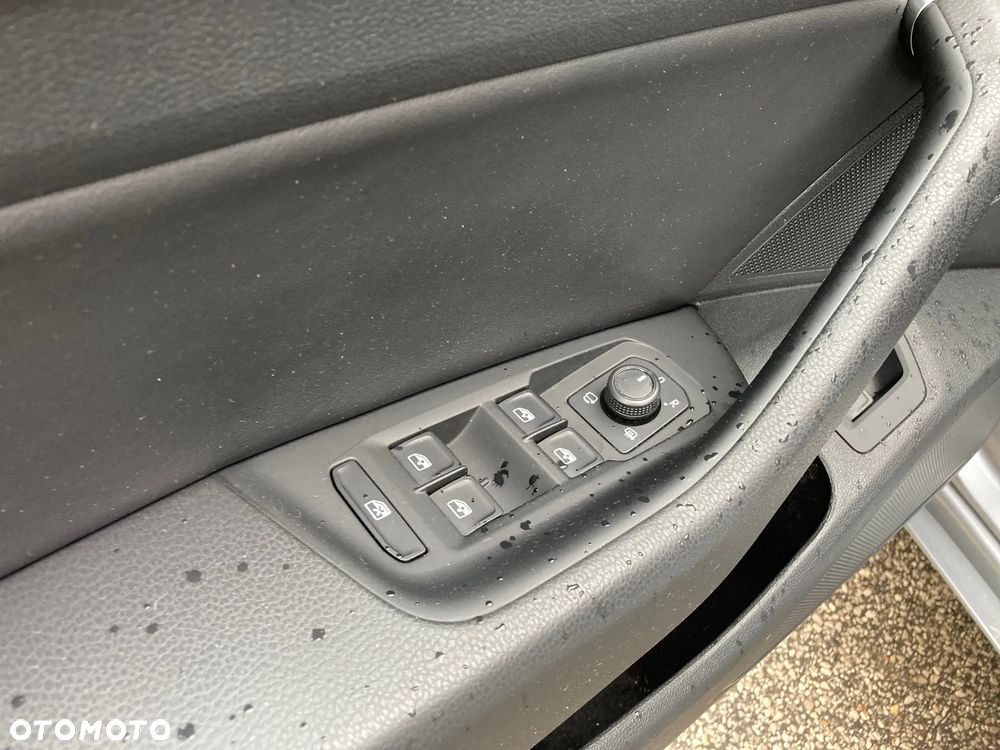 Volkswagen Arteon 2.0 TDI 4Motion SCR Elegance DSG - 25