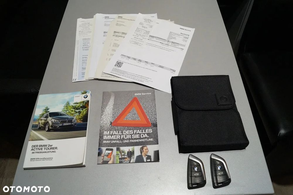 BMW Seria 2 216d - 31