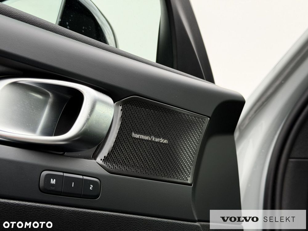 Volvo XC 40 - 20