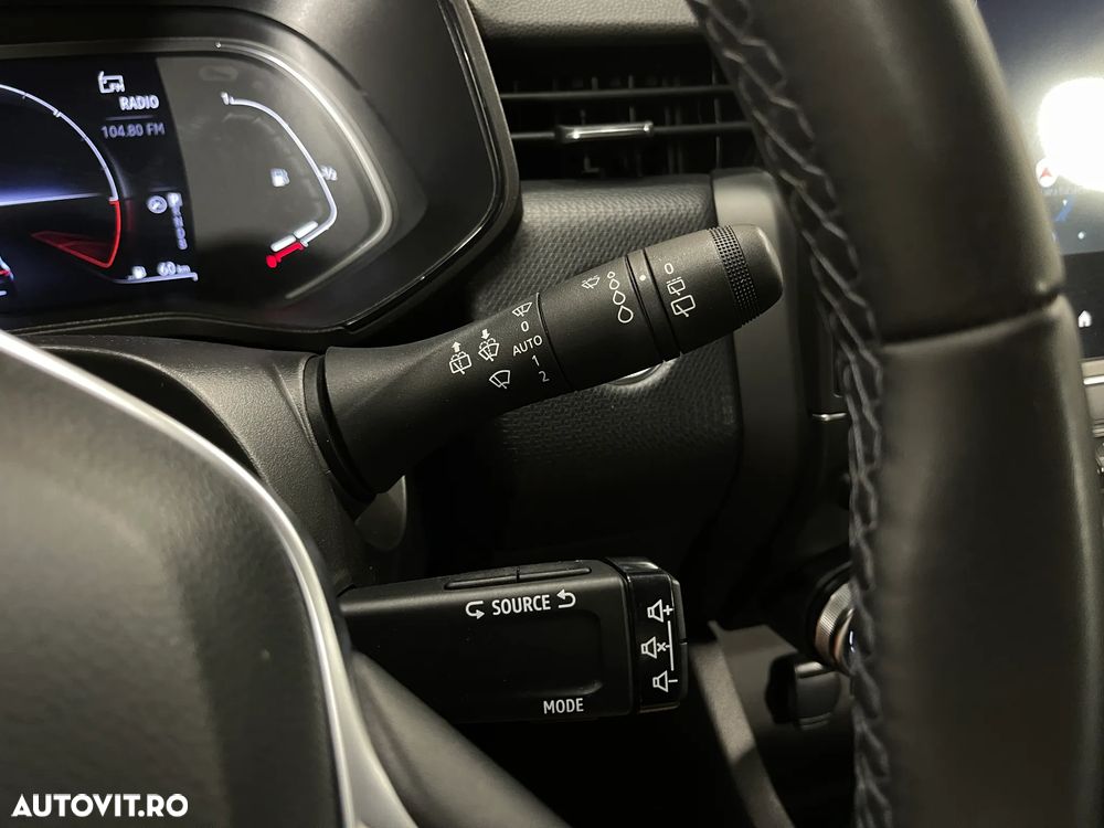 Renault Clio E-TECH 140 BUSINESS EDITION - 22